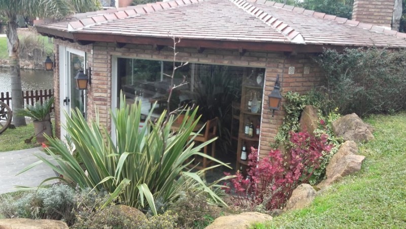 INDESCRIPTIBLE CASA, CARRASCO, MONTEVIDEO, MUELLE PROPIO 